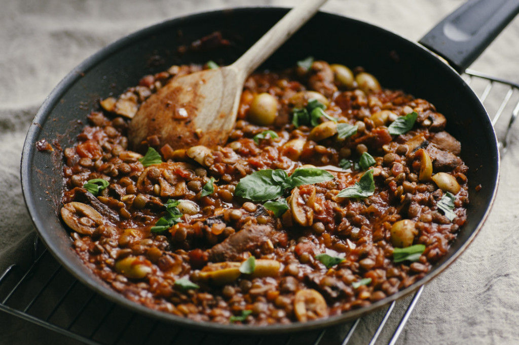 LENTIL BOLOGNESE W. MUSHROOMS AND OLIVES Good Eatings