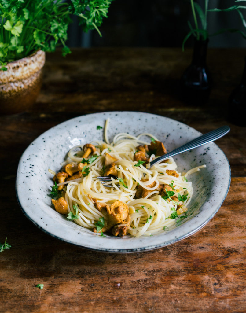 CHANTERELLE SPAGHETTI W/ MISO + PARSLEY Good Eatings