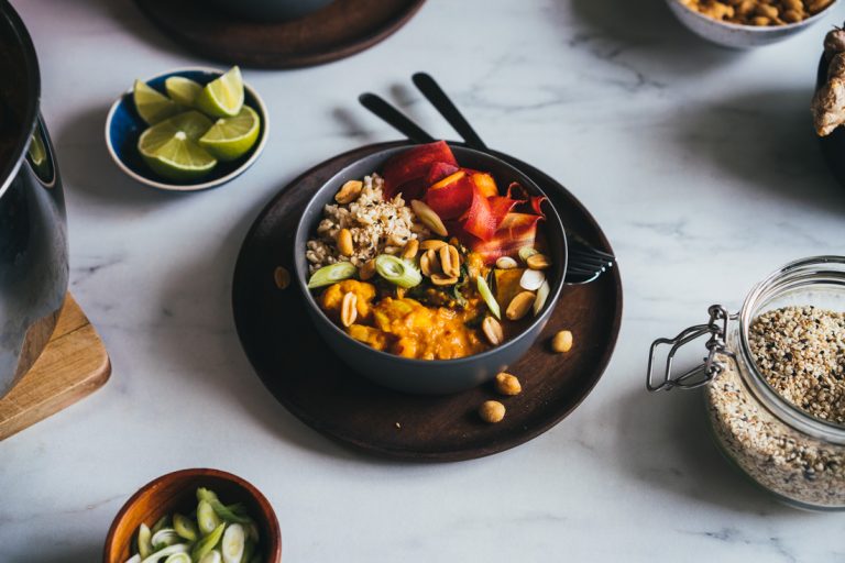 PEANUT BUTTER HOT POT W/ WINTER VEGETABLES + CHICKPEAS Good Eatings